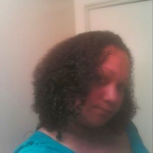 Meet your Posher, Iris